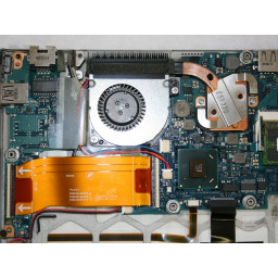Portege Z830-S8302 Замена внутреннего охлаждающего вентилятора